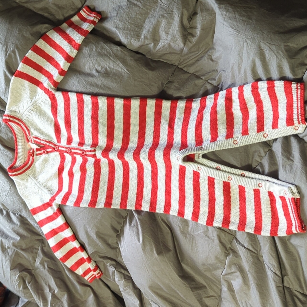 Cat & Jack striped sweater romper EUC 12 months